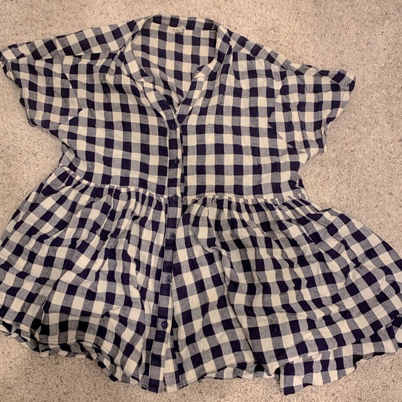 Roolee Tops - Piper and Scoot gingham babydoll shirt!